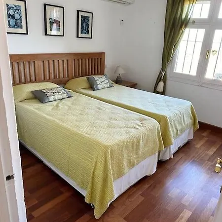Casa de Férias Preciosa En *