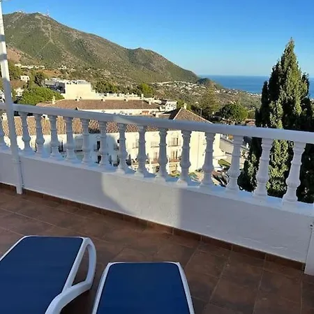Preciosa En Casa de Férias Mijas